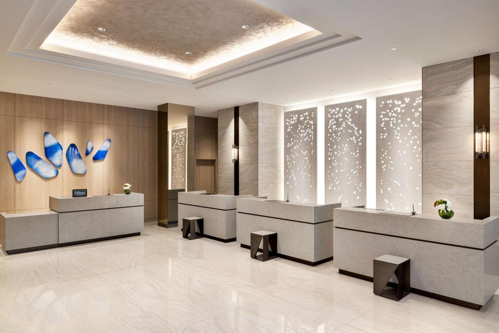 Отель Doubletree By Hilton Тояма Экстерьер фото